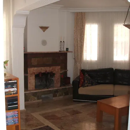 Kadyanda With Private Pool And Games Vila Beykoyu